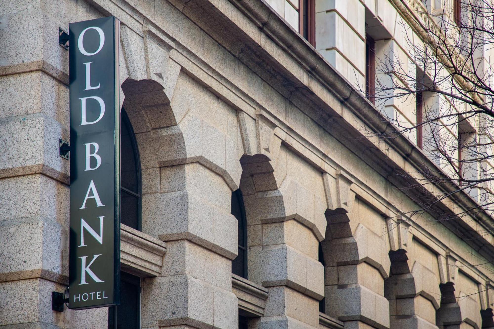 Old Bank Hotel - Lion Roars Hotels & Lodges Cape Town Exterior photo